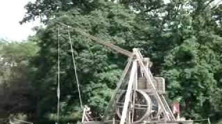 Warwick Castle Trebuchet 1