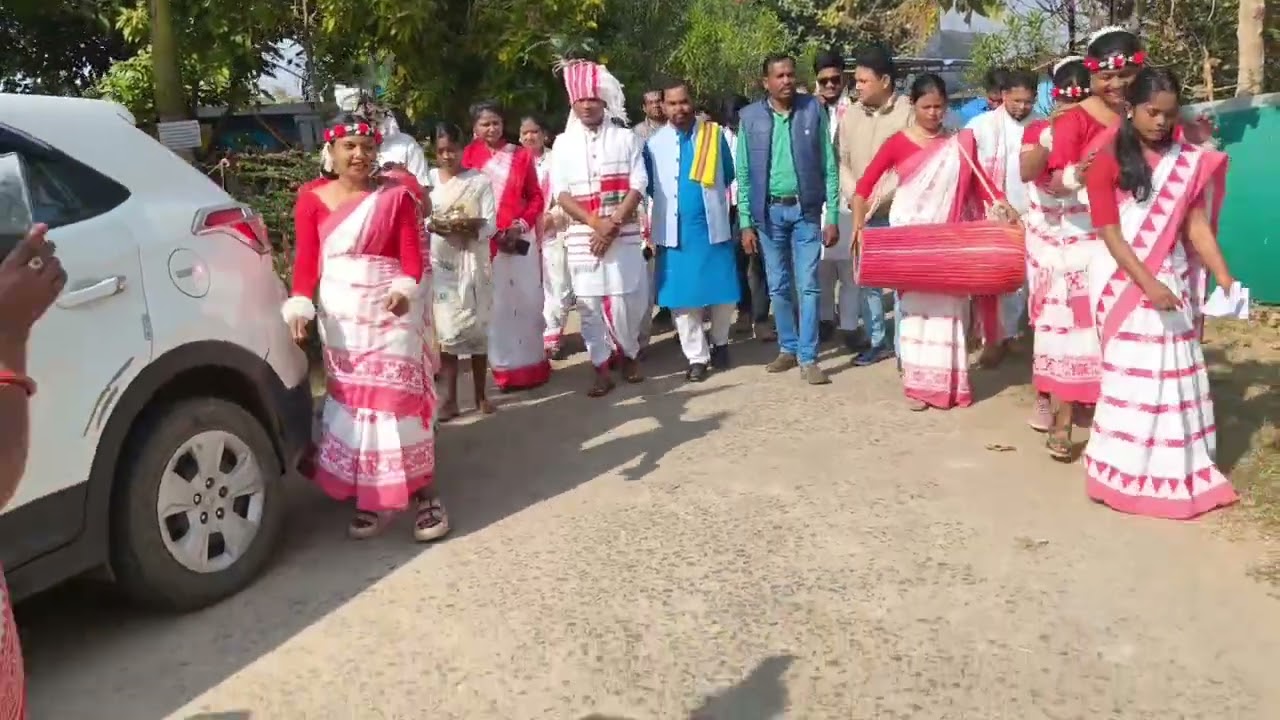जनजातीय गौरव दिवस पर आयोजित कार्यक्रम में स्वागत 