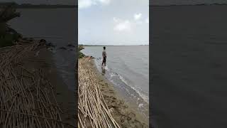 Aradığınız Kişi Şu Anda Geziyor