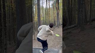 H1 ACE 14 SPEED NEAR MISS RUN #shortsfeed #new #discgolf #forehand #flight #nh #course #shorts #yes