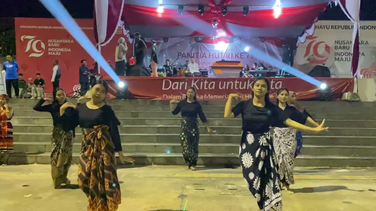 Nari di perbatasan Indonesia-Malaysia