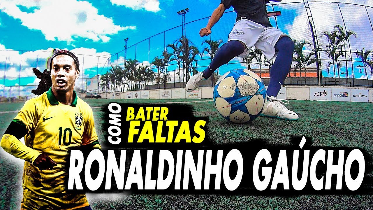 Cobrança de falta em jogo do Brasil tem detalhe inusitado e internautas  culpam Ronaldinho, Tá na Rede