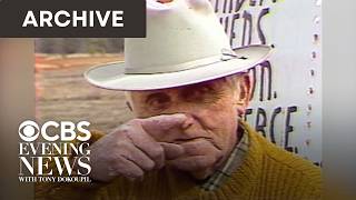 The Man Who Puts Up Road Signs To Stop Fools From Asking Questions 1979