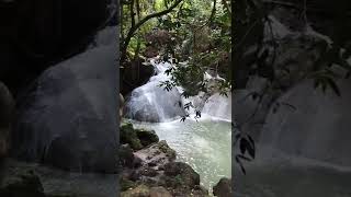 Водопад Эраван|Грудь Великанши.