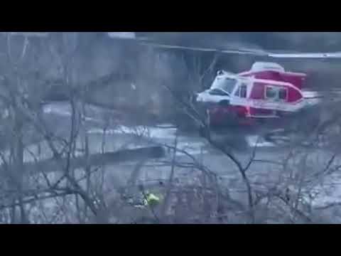 Video Scivola nel fiume e muore