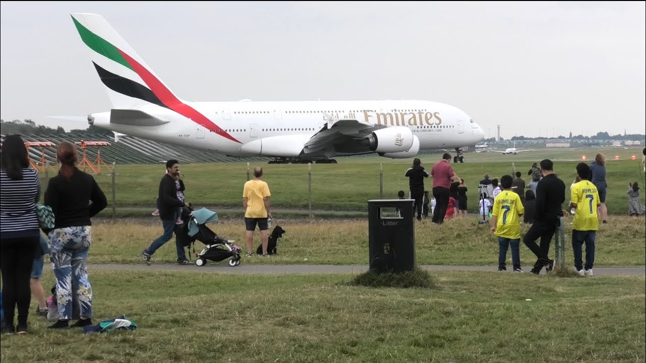 What an amazing crowd moment today when world’s biggest passenger jet Airbus A380 takeoff & landing