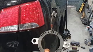 Kia Sorento XM rear ABS sensor replacement.