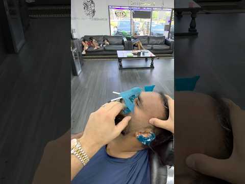 Wax reaction 🤣#wax #waxing #reaction #barber #barbershop #funny #india