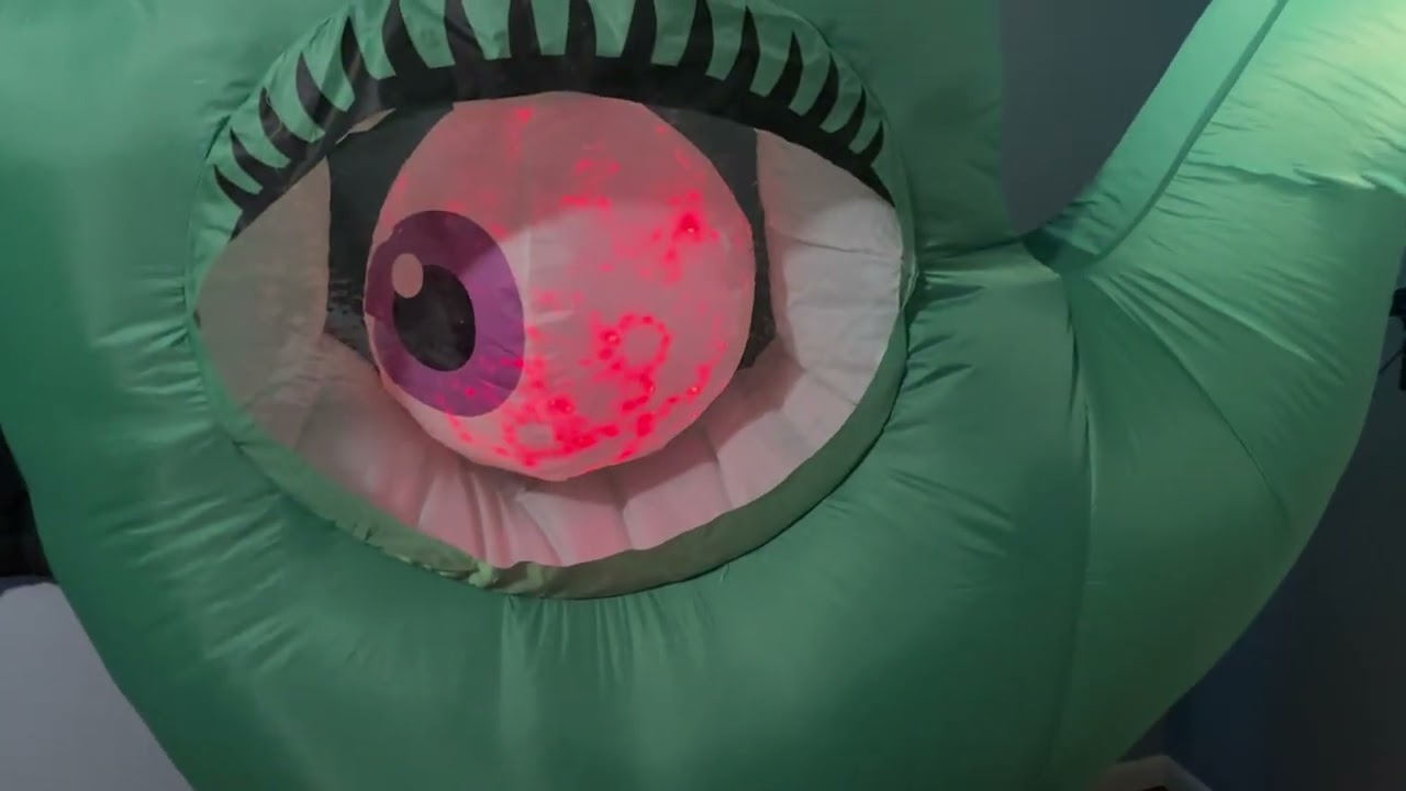 Gemmy 2021 Mystic Hand Inflatable Review