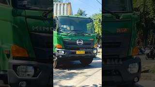 Keren Manuver Truck Trailer Hino 500 Muat Kontainer #shorts #truck #viralshorts