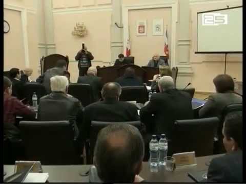 2014 წელს ნაშთის სახით მუნიციპალიტეტს 13 მილიონი ლარი რჩება