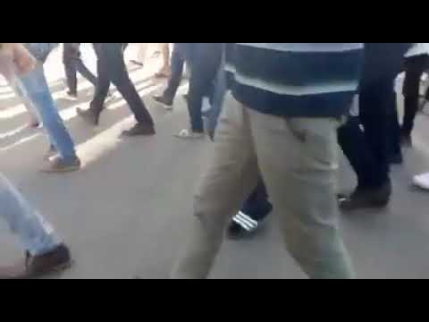 انطلاق تظاهرة في شارع الجزار بحي الرياض ثورة19ديسمبر موكب18مارس