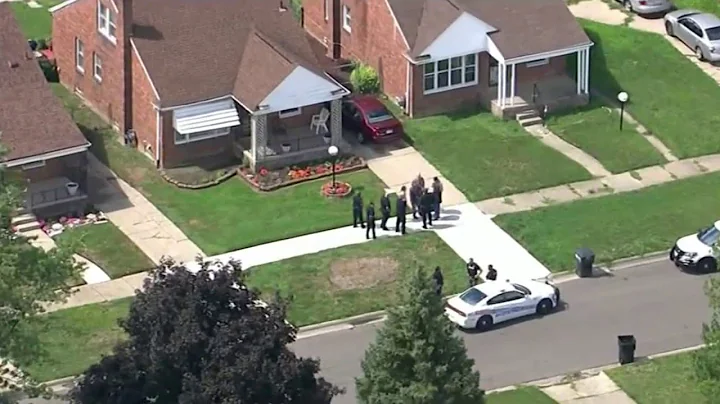 Off-duty Detroit police officer accidentally shoots herself