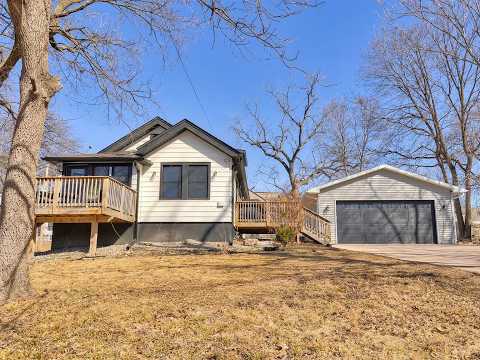 1637 Huntland Dr, Des Moines, IA home video tour