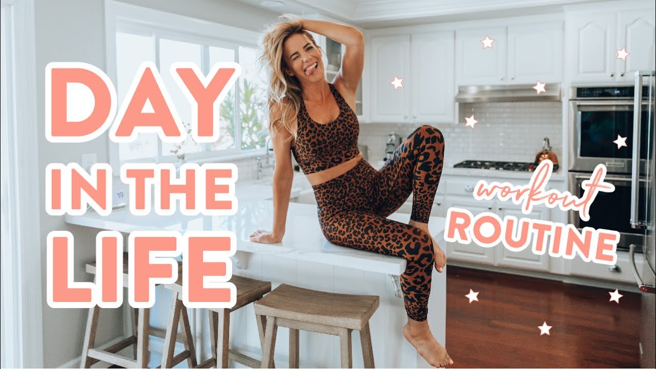 Day In the Life VLOG | My Workouts + What I Actually Eat - YouTube