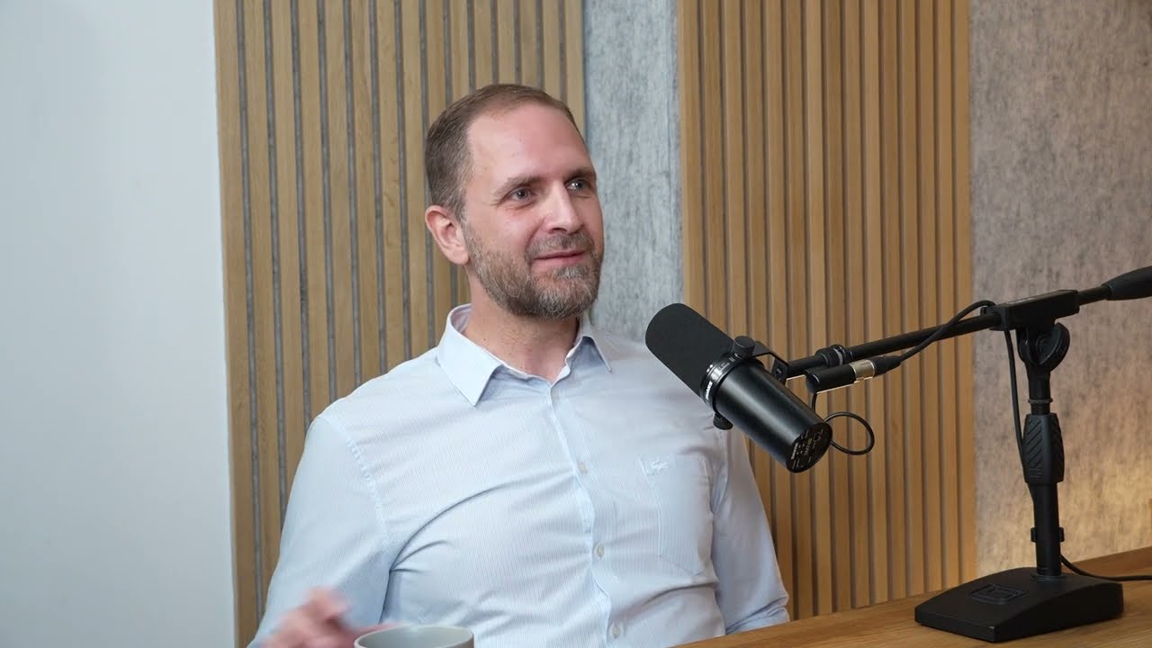 Scaling AI Agents: Mastering Evaluation for Deployment | HumBot Podcast