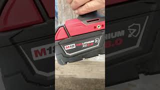 Atornilladores Milwaukee 3650-20 Vs 2953-20#milwaukee#tools#construccion#parati#fyp#trabajo#fy#rojos