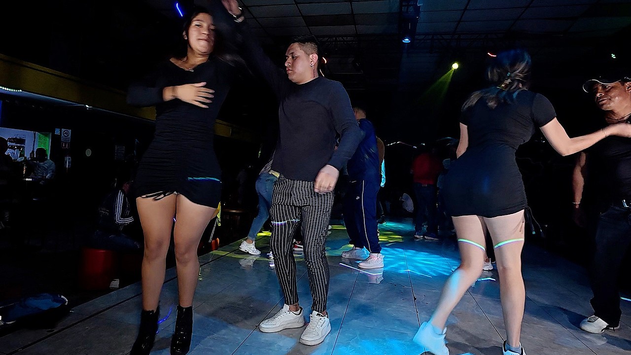SIEMPRE A TU LADO MI AMOR  ESTRENO LO MAS PEDIDO TOTALMENTEW LIMPIO MAGIC SOUND WOLF