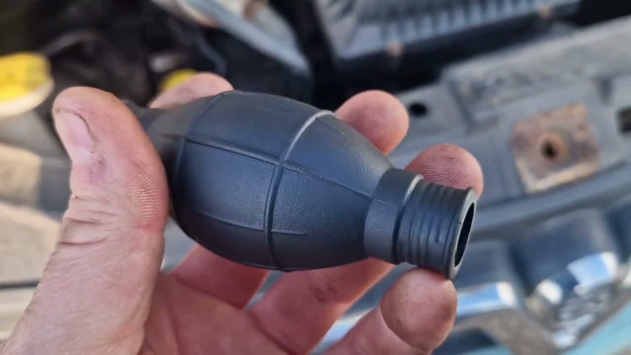 Vauxhall Movano 2005 года не заводится, неисправный насос подкачки топлива заменен, выездной ремо...