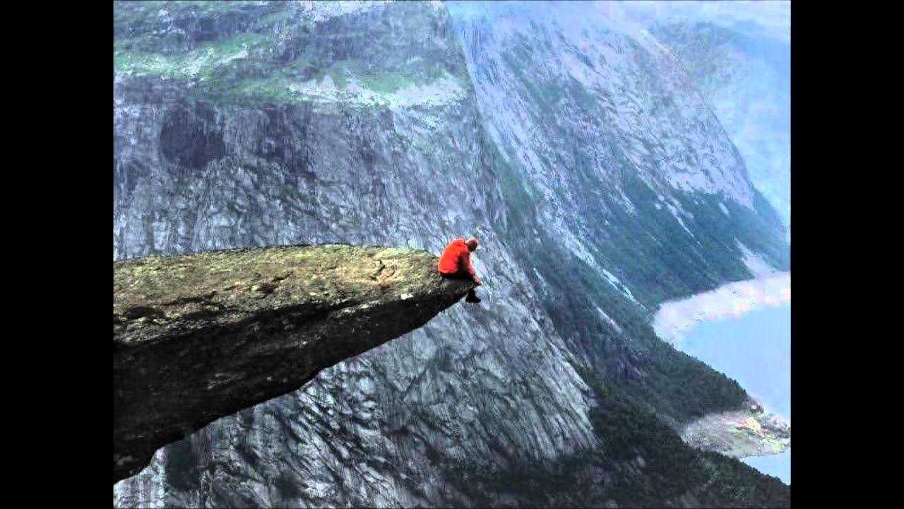 zhgenjimi.....*(melankolike)*