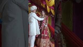 Sister ki jaymala masti 🥰#viralvideo #jaymala #sadi #viral #shorts #video ..