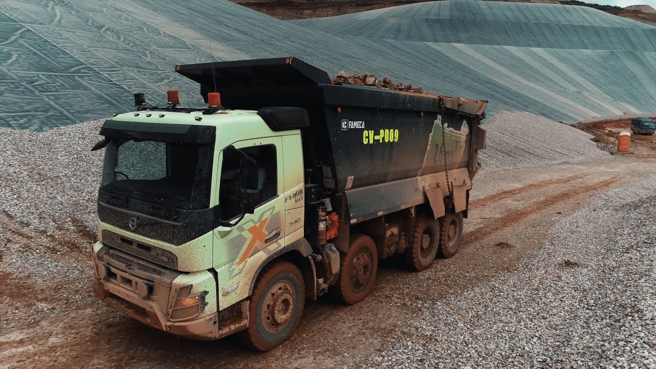 Volvo Chile - El Volvo FMX MAX te ofrece la máxima capacidad que