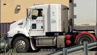 Kenworth T359