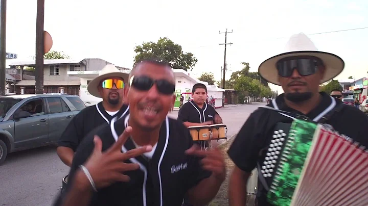 Los Chavarria Brothers - La Sampuesana 2021 Video ...