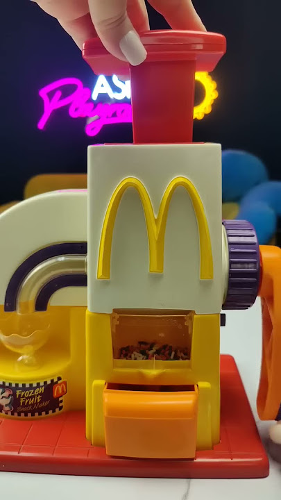 1993 McDonald's Frozen Fruit Snack Maker 🍓