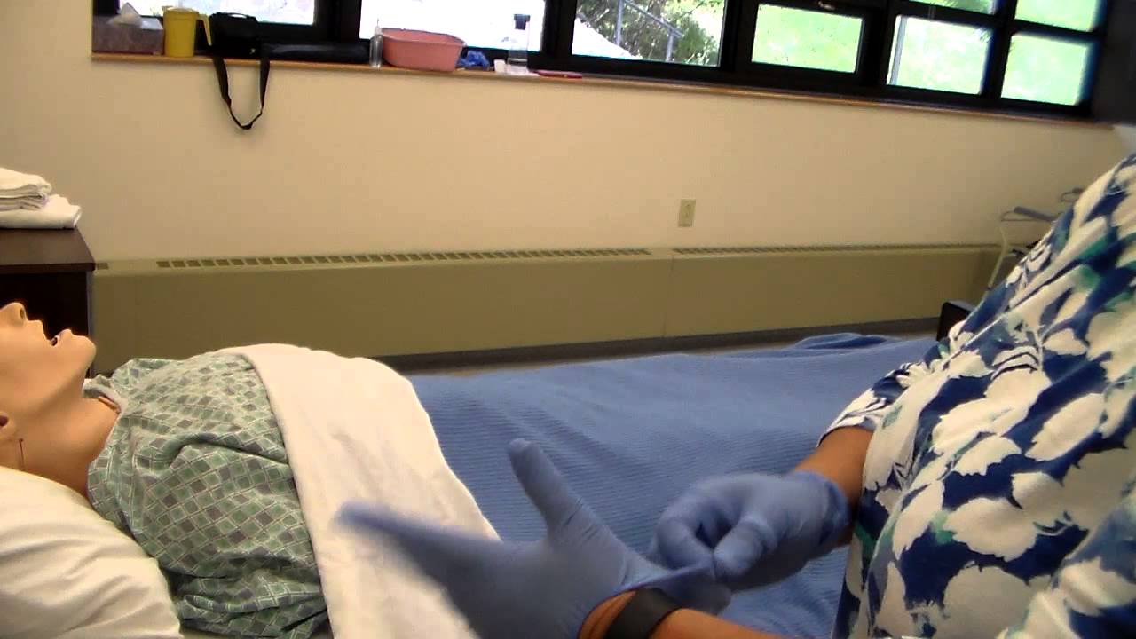 Skill 6.12 Assisting with a urinal YouTube