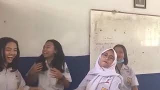 SALAH APA AKU - Goyang Tik-Tok Hot Anak Smp  🤤