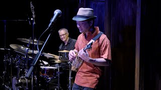 Na Pana 'Elua (The Two Heartbeats) - Daniel Ho & Friends (60 sec)