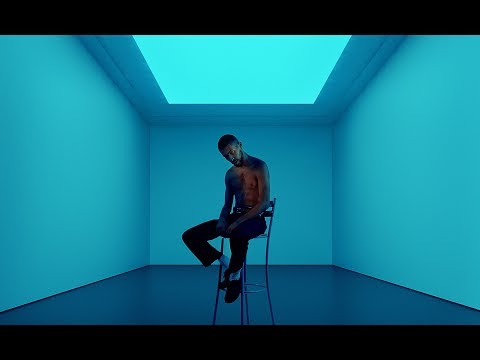 Youtube: Majdon co – Je ne vois que des hoes (Francis tape)