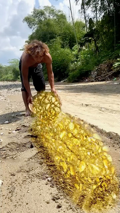 Mendadak kaya !! pria ini setelah menemukan tumpukan logam emas #goldhunter #penemuanemas #gold