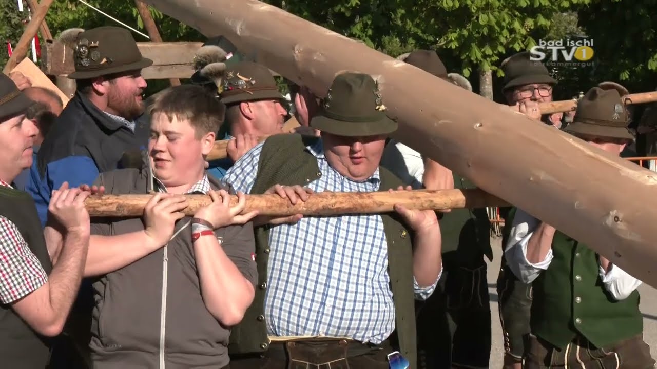 Maibaumaufstellen in Bad Ischl www.stv1.at