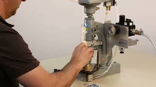 ASTOR - A5312 - MACHINE À RECOUVRIR LES BOUTONS - PNEUMATIQUE