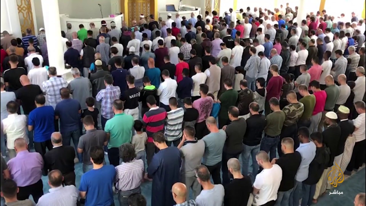 صلاة الغائب على محمد مرسي من مسجد الوقف الإسكندنافي الإسلامي بمالمو السويدية
