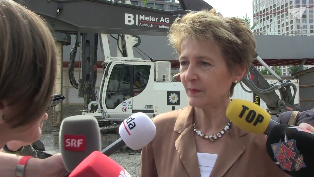 Spatenstich: Das ganze Interview mit Simonetta Sommaruga - YouTube