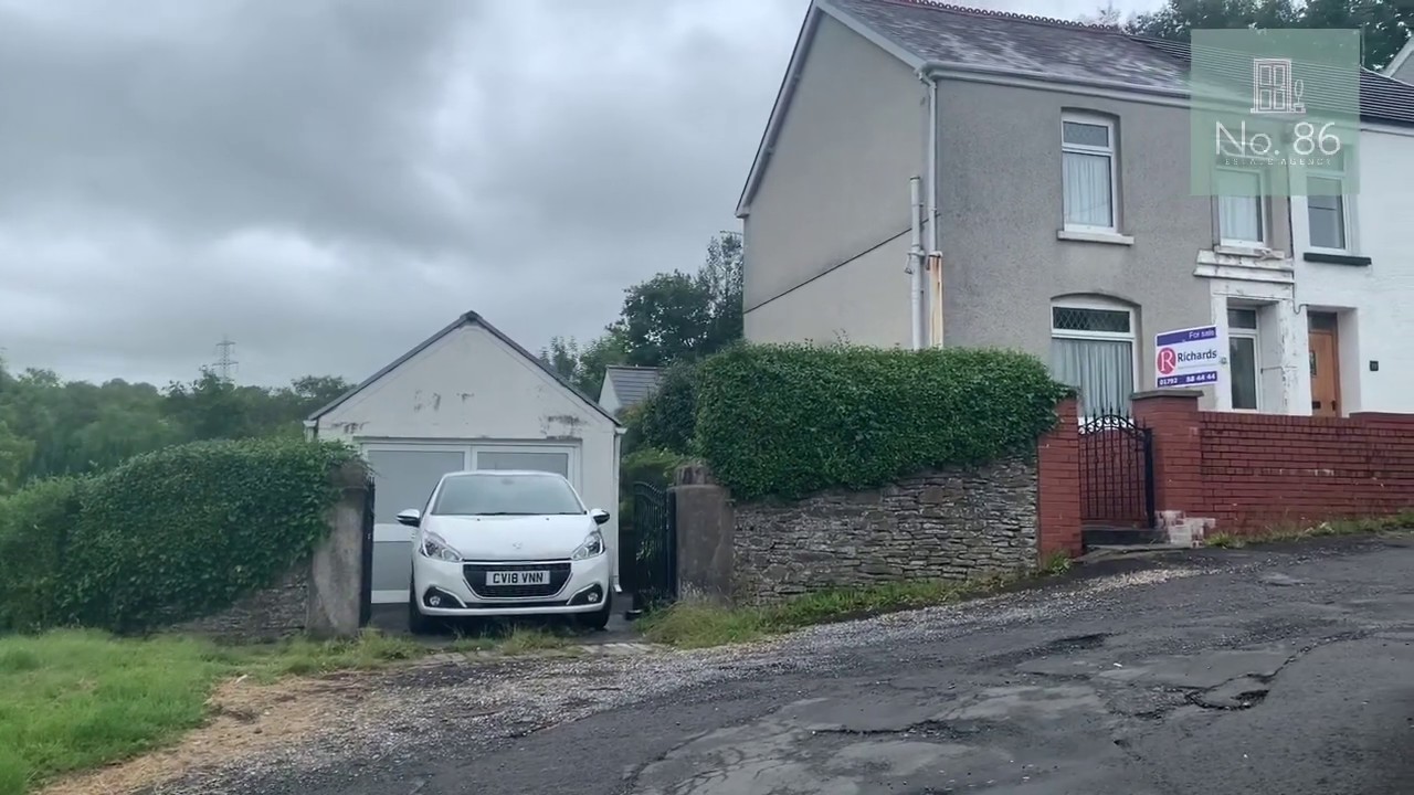 129 Goppa Road, Pontarddulais