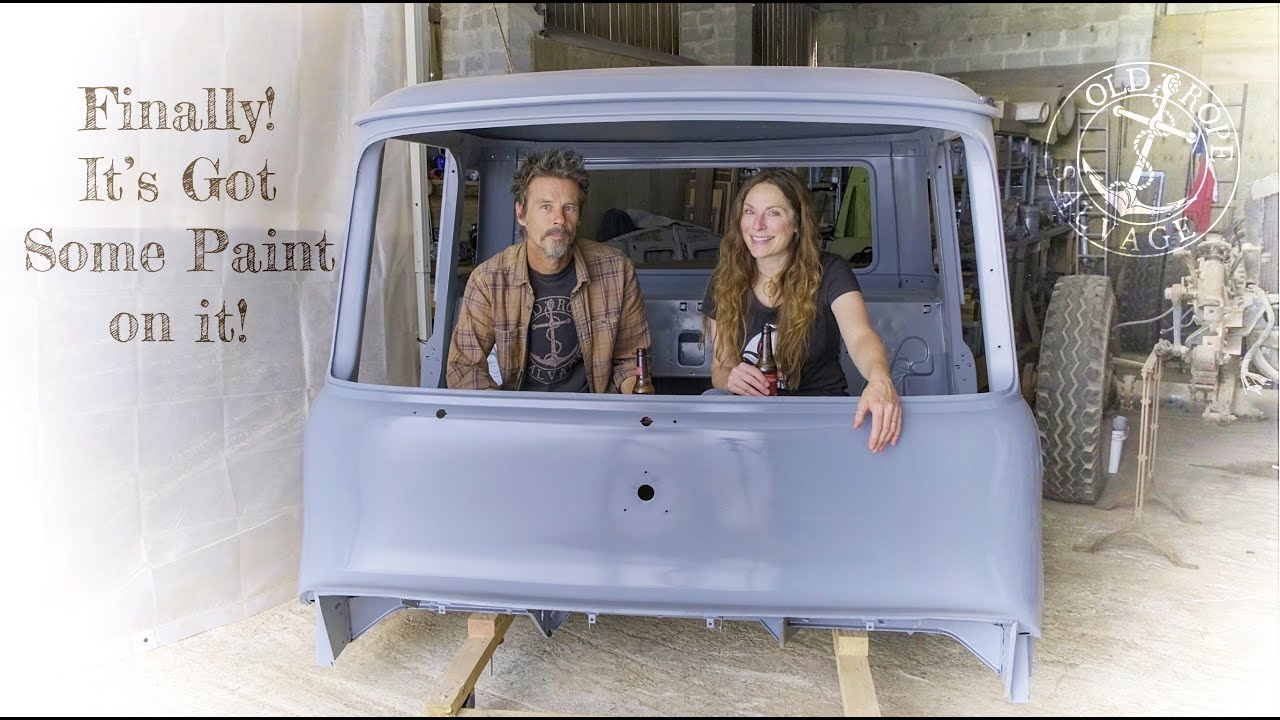 Реставрация винтажного грузовика Bedford — мы наконец-то привели кабину в блестящий вид..