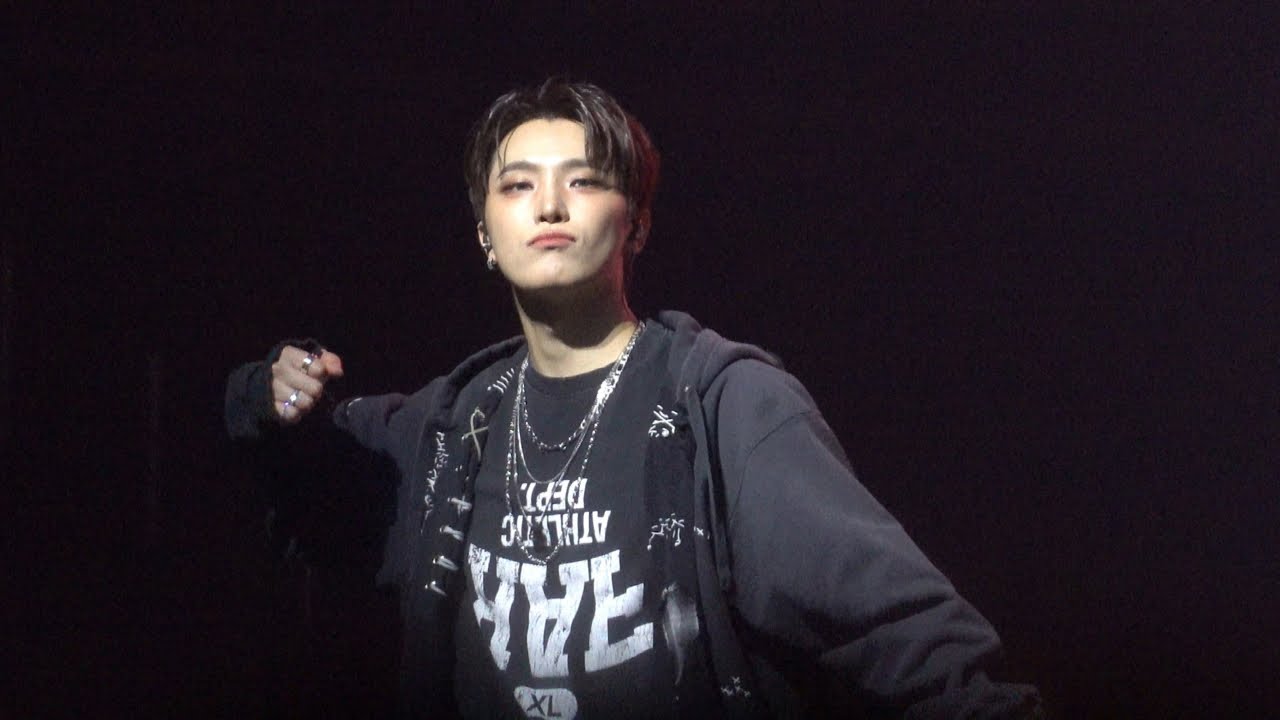 251029 SEVENTEEN WORLD TOUR [NEW_] IN D.C 'F*ck My Life' 세븐틴 디노 직캠 DINO Focus