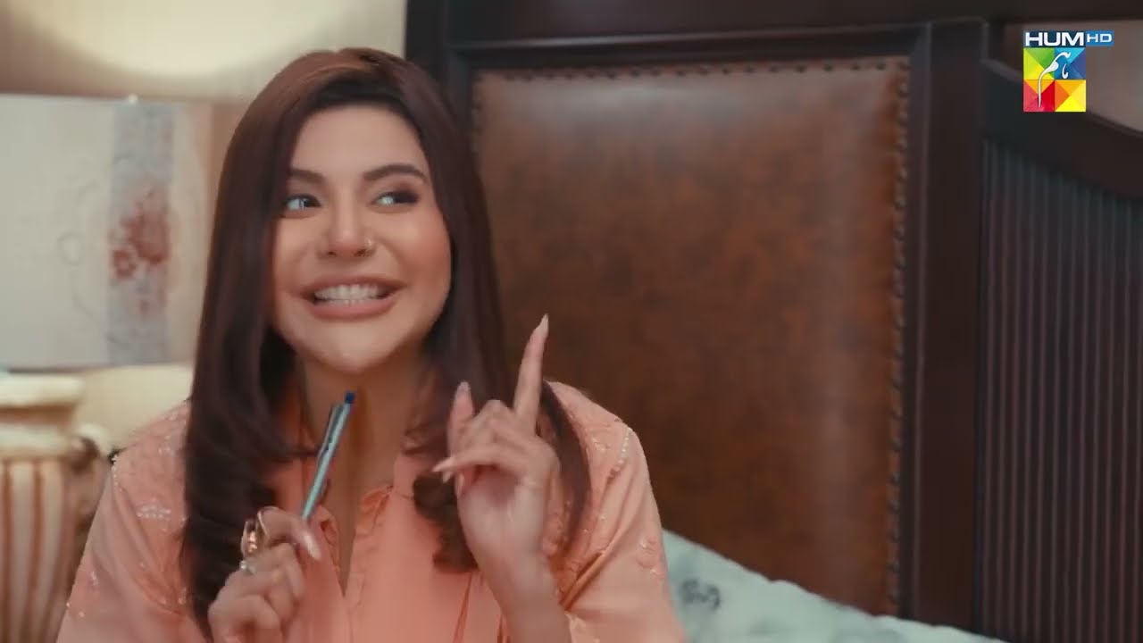 Mujhe Tum Pe Payar Arha Hai😍Mulazim Online [ Nida Yasir &Yasir Nawaz] HUM Comedy