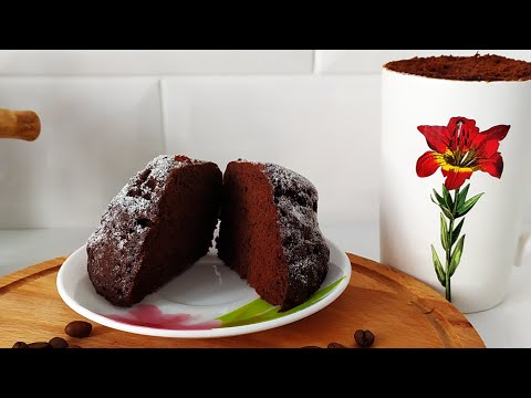Видео рецепт Кофейно-шоколадный кекс в кружке