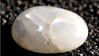 Diamonds Are Hiding Near These 7 Common White Stones - Spot Them In River Creek Beds