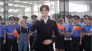 【阿云嘎/Ayanga】   阿云嘎 王凯 鞠红川 蔡程昱西安快闪 《我和我的祖国》 Xian flash performance: 《Me and My Motherland 》 20220120