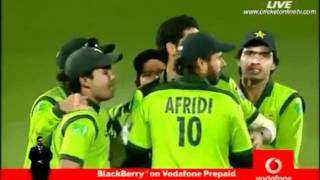 Umer Gul career best bowling 6 wickets vs England