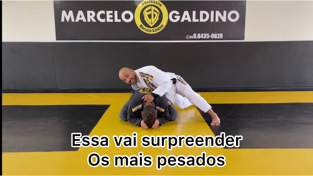 Pegada de costas sinistra