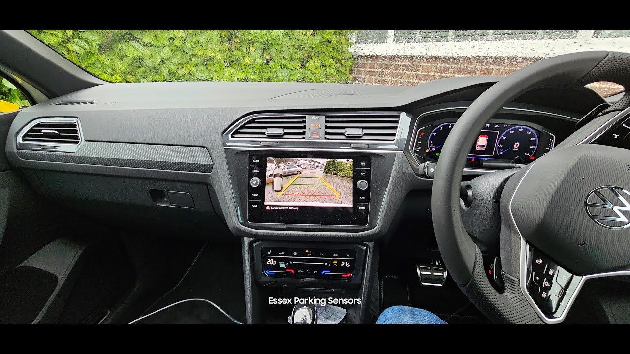 2023 Volkswagen Tiguan R-Line - Interior and Exterior Walkaround