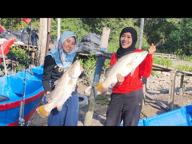 07/02/2021 Trip Cari Lauk With Miss Fatin & Miss Aina at Sangkar Sungai Udang Penang class=