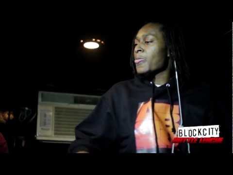 K-Holla vs Amazing D-Boy